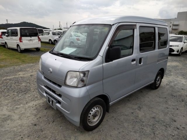 3552 Daihatsu Hijet van S321V 2017 г. (LUM Fukuoka Nyusatsu)